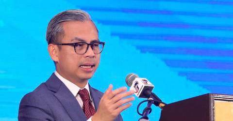 Malaysia was formed upon consensus among all states based on principle of federalism - Fahmi