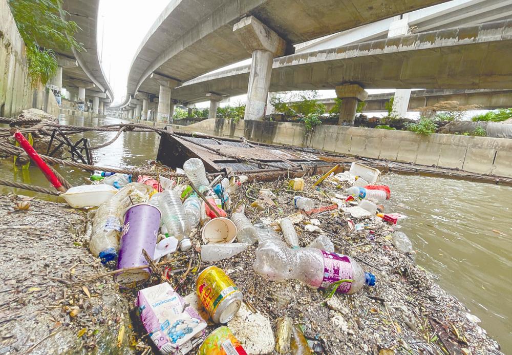 Mohd Yusoff said inadequate regulations contribute to the presence of plastic waste in water bodies, harming aquatic life and ecosystems. – ADIB RAWI YAHYA/THESUN