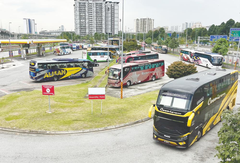 Laili said government support for aspiring drivers would address the shortage while raising standards. – AMIRUL SYAFIQ/THESUN