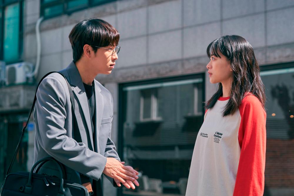 Chun Woo-hee and Yim Si-wan delivered a very convincing performance in Unlocked. – INSTAGRAM/@NETFLIXKR $!Chun Woo-hee and Yim Si-wan delivered a very convincing performance in Unlocked. – INSTAGRAM/@NETFLIXKR