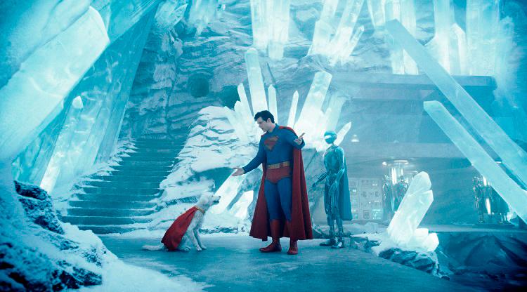 Though not mentioned in-review, Krypto (left) steals every scene that he barks, bites and flies into. – PIC COURTESY OF WARNER BROS. PICTURES $!Though not mentioned in-review, Krypto (left) steals every scene that he barks, bites and flies into. – PIC COURTESY OF WARNER BROS. PICTURES