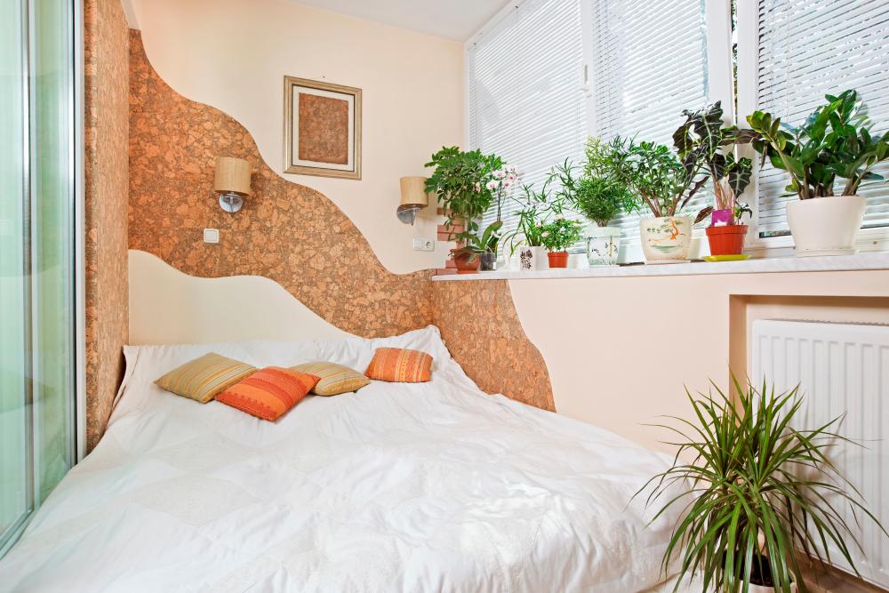 $!Placing a few potted plants in your bedroom helps to bring nature into the home.