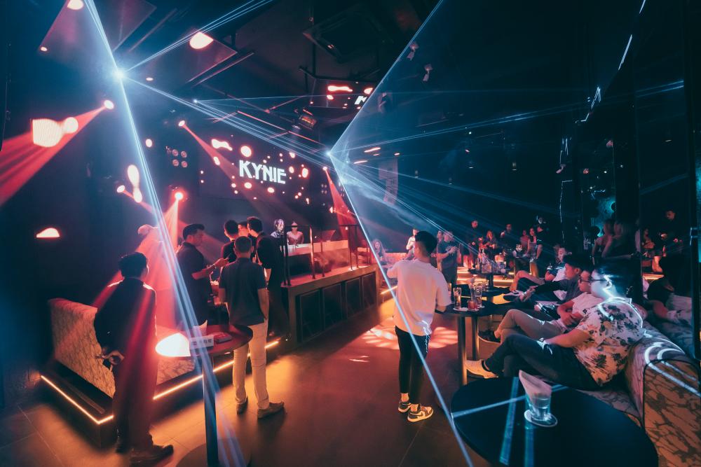 Bloom, his newly opened club. $!Bloom, his newly opened club.