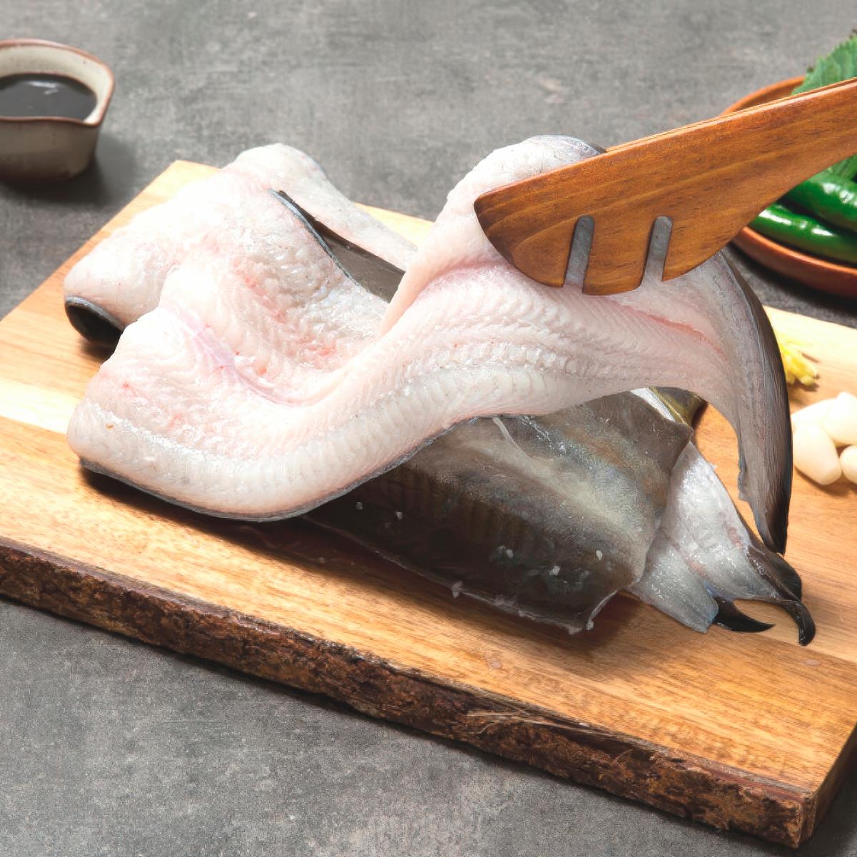Korean premium Pungcheon eels are a popular speciality of Jeolabuk-do province in Korea. $!Korean premium Pungcheon eels are a popular speciality of Jeolabuk-do province in Korea.