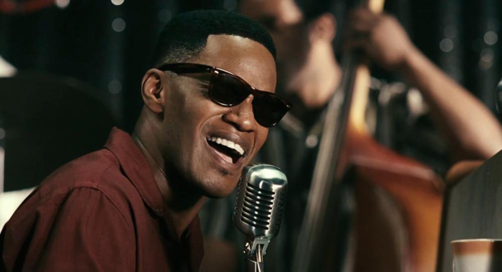 $!Ray is based on the life of musician Ray Charles. – IMDB