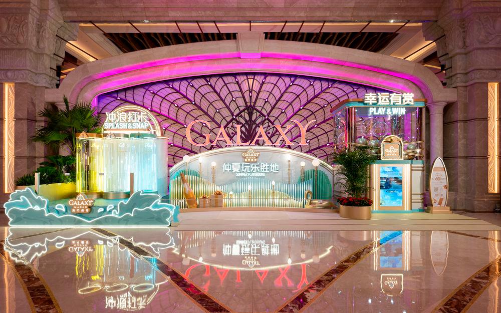 $!This summer, the Diamond Lobby at Galaxy Macau will feature giant experiential installations, offering guests a glimpse of the excitement at Grand Resort Deck and a chance to participate in a lucky draw to win prizes worth MOP 8 million.