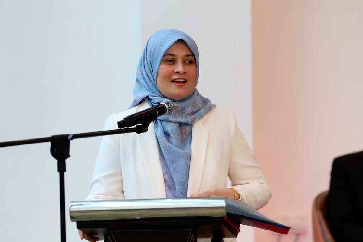 Naib Canselor UTeM Prof Ts Dr Massila Kamalrudin - FACEBOOKpix