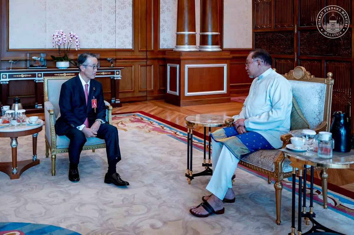 Gambar Kredit : Anwar Ibrahim / Facebook
