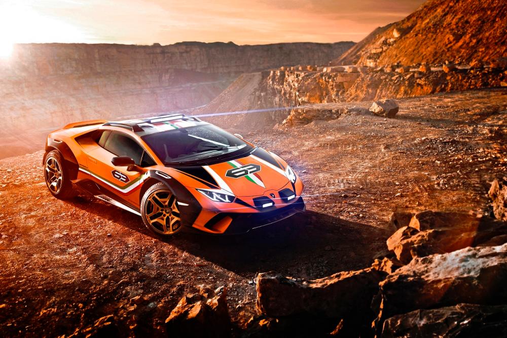 Lamborghini unveils supercar designed for off-roading