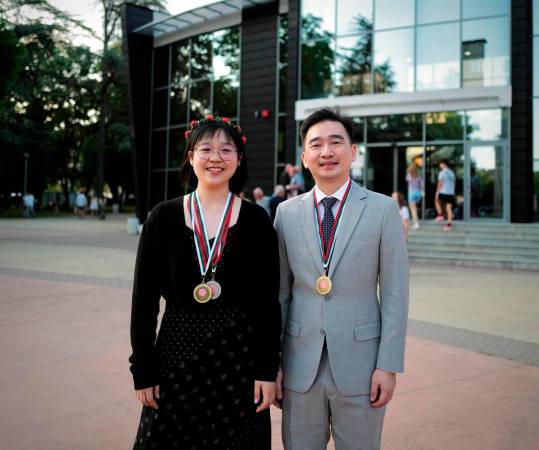 Malaysian violin makers strike gold, bringing pride to the nation