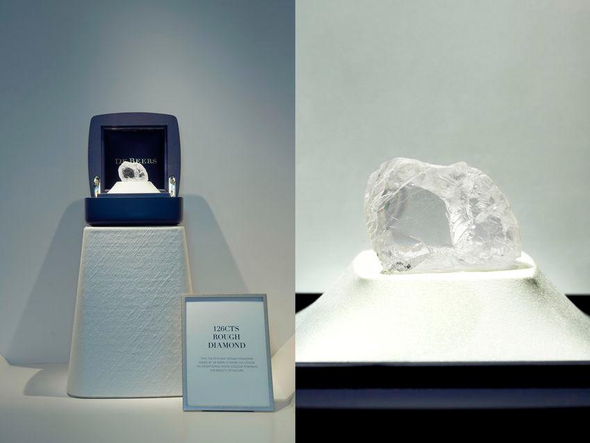 $!De Beers and Landmark Present “Inspired By Nature” Exhibition Featuring The First Exclusive Display Of Rare Fancy Colour And White Diamonds In Hong Kong