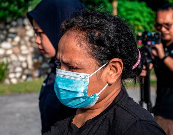 Majistret Nurul Izalina Rajaai menjatuhkan hukuman itu ke atas Dewinta Tefa, dan memerintahkan tertuduh menjalani hukuman penjara enam bulan jika gagal membayar denda. - Bernama