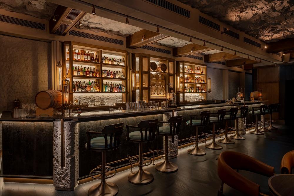 $!Long Bar at Raffles at Galaxy Macau, the world’s first speakeasy long bar, takes inspiration from the Madre de Deus, a Portuguese carrack that brought precious spices to Macau in the 1500s, creating a world of intrigue and adventure awaits.