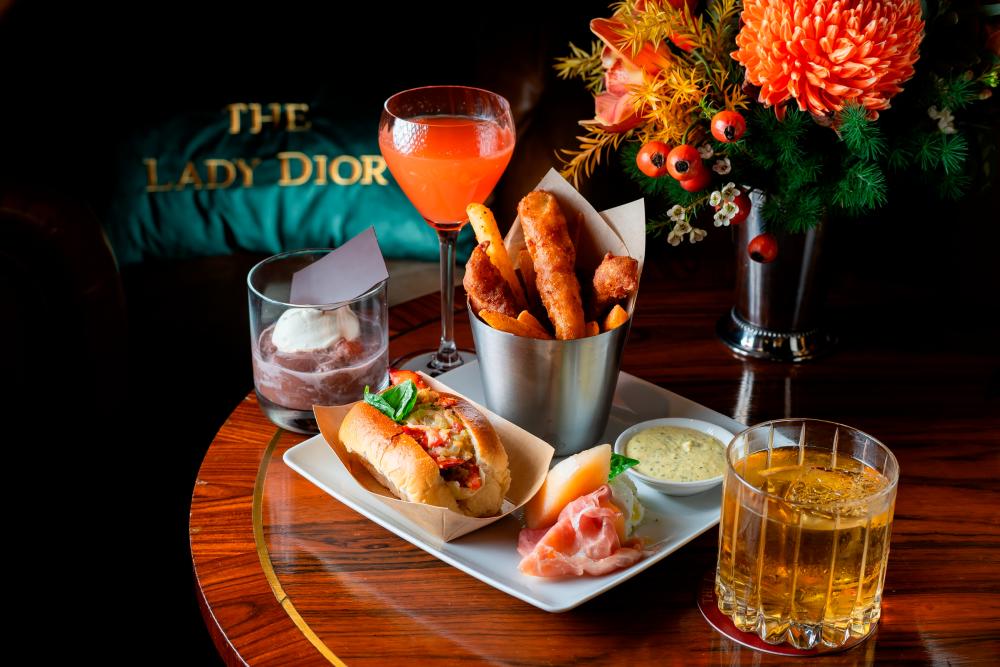 $!A delightful lineup of Dior-themed cocktails, as well as flavorsome savories and sweets awaits at “The Lady Dior Pub”.