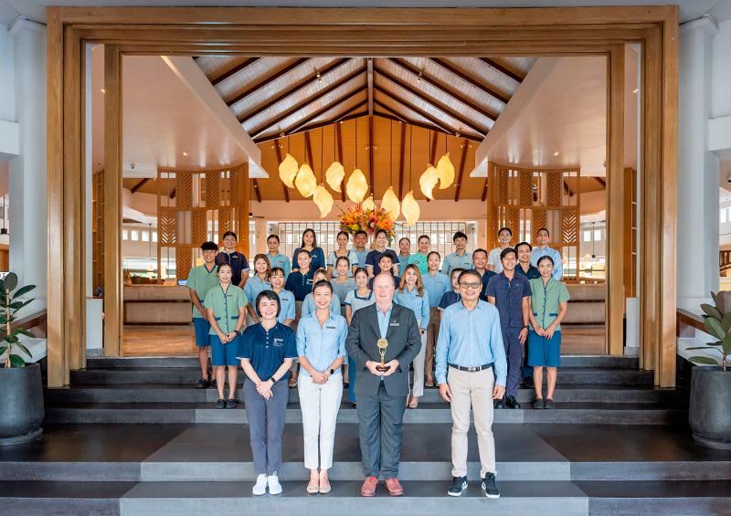 Phuket Marriott Resort &amp; Spa, Merlin Beach Celebrates Big Win as Family Resort of the Year at TDM Travel Trade Excellence Awards 2024 – Thailand