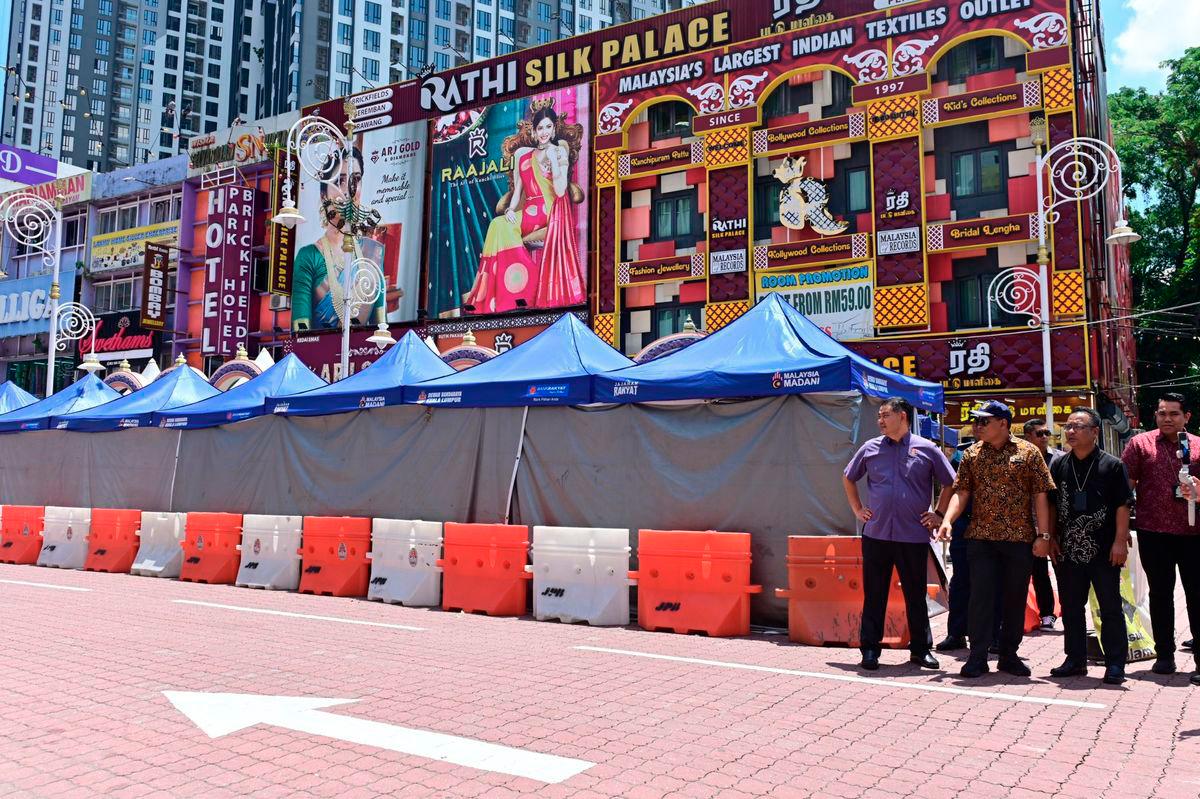 via Dewan Bandaraya Kuala Lumpur