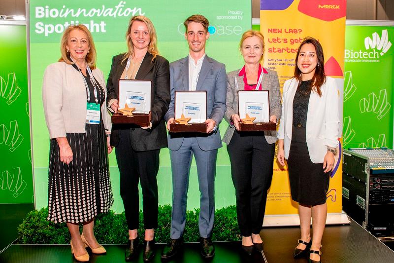 Merck Emerging Biotech Award Recipients for Australia receiving their awards at the award ceremony.