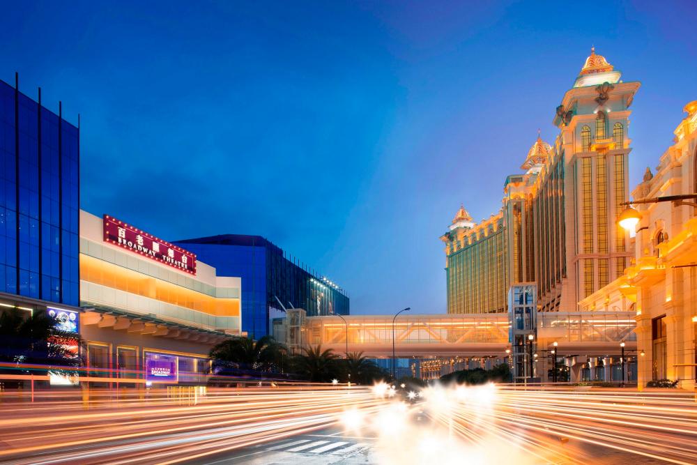 $!Broadway Macau is just a 90-second walk via an air-conditioned pedestrian bridge from Galaxy Macau.