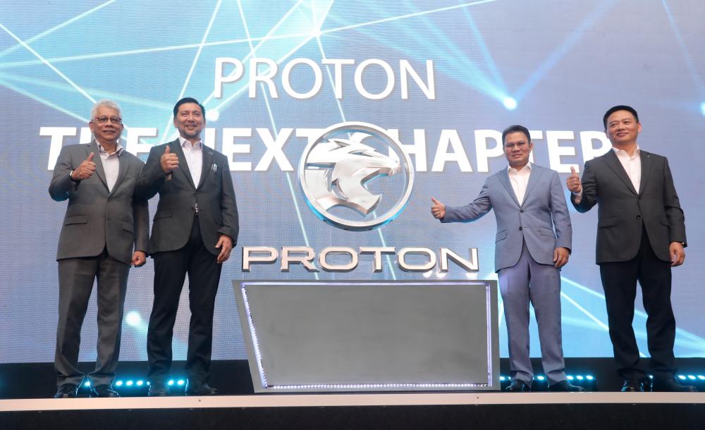 From left: Deputy CEO of Proton, Datuk Radzaif Mohamed, Chairman of DRB Hicom, Datuk Mhd Zainal Shaari, Chairman of Proton, Datuk Sri Syed Faisal Albar, and the CEO of Proton, Dr Li Chunrong during the launch of New Proton logo at Proton Centre of Excellence Complex at Subang Jaya, on Sept 24, 2019. — Sunpix by Asyraf Rasid