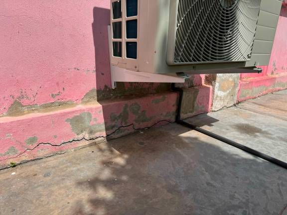 Among the cracks that occurred at Segamat Community College 2 following the earthquake that affected the district last Sunday with three cracks found in Block E of the college. - Bernama file pic