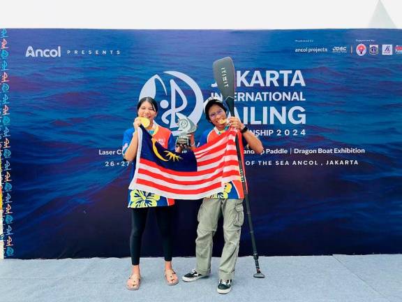 4 Gold medals for Malaysians in Jakarta stand-up paddle competition