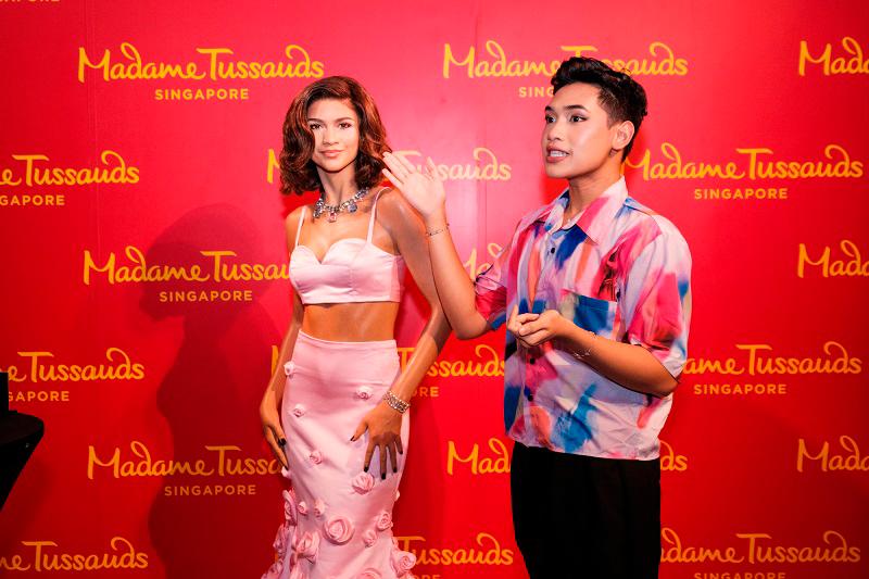 $!Hollywood’s Style Icon Zendaya Makes Her Stunning Wax Debut at Madame Tussauds Singapore