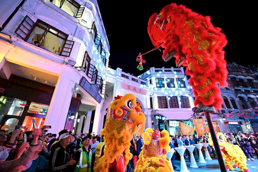 Hainan has planned 300 programs to highlight its intangible cultural heritage.