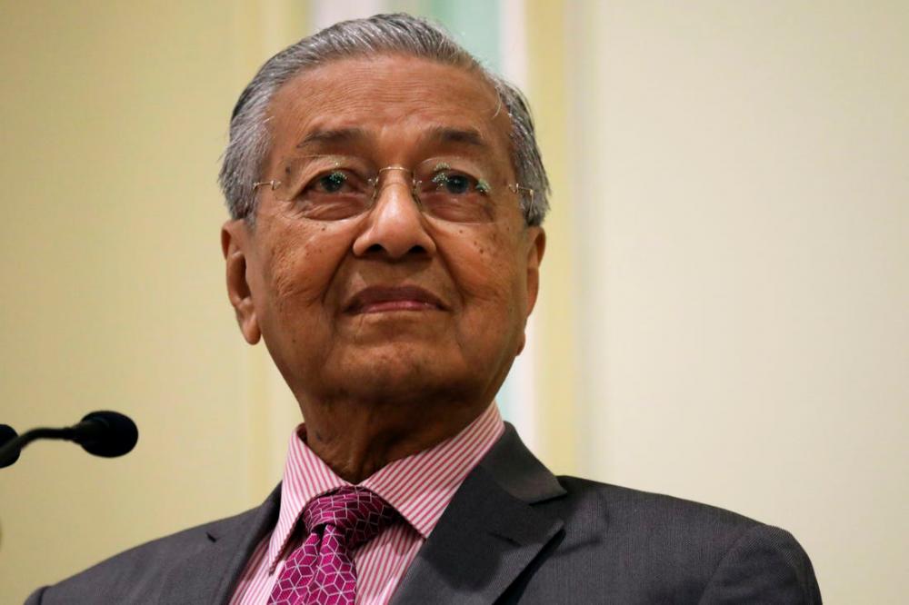 Tun M’s new party may face a tough time differentiating itself from Umno’s ideologies: Analyst