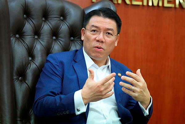 Nga Kor Ming–Bernamapix