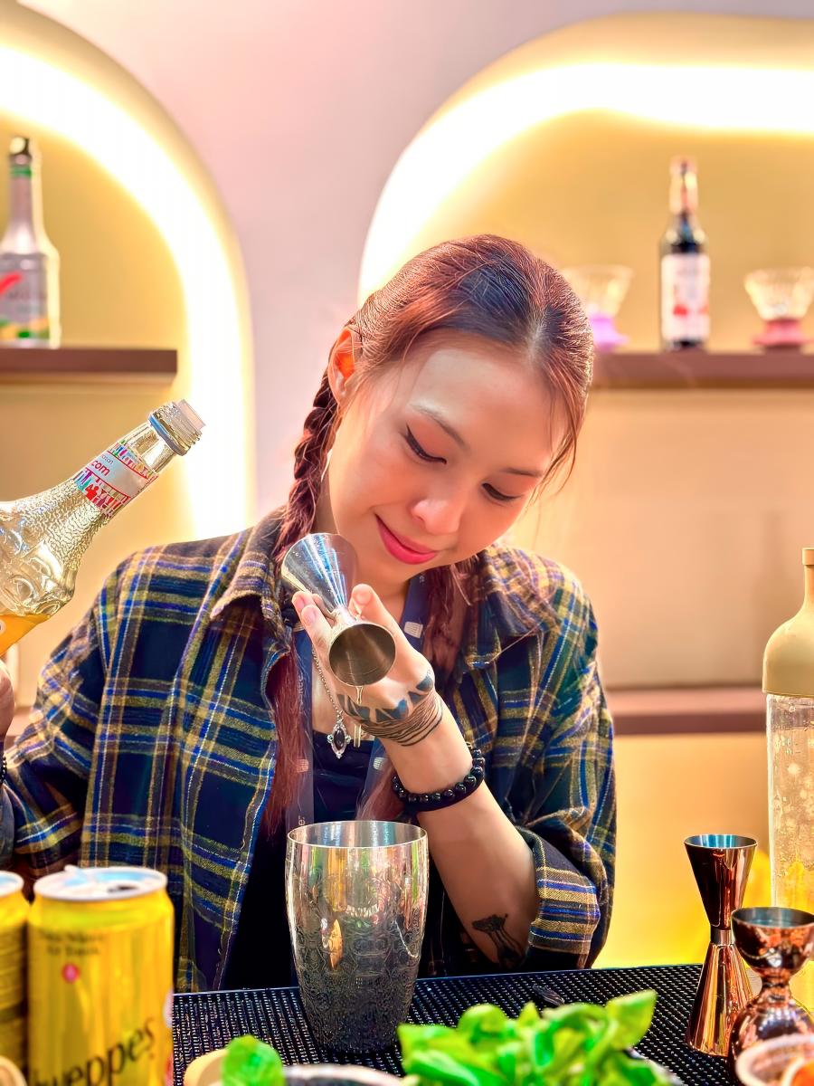Goh enjoys the story telling that comes with bartending. — PIC COURTESY OF JANELLE CARISSA GOH MONTANO $!Goh enjoys the story telling that comes with bartending. — PIC COURTESY OF JANELLE CARISSA GOH MONTANO
