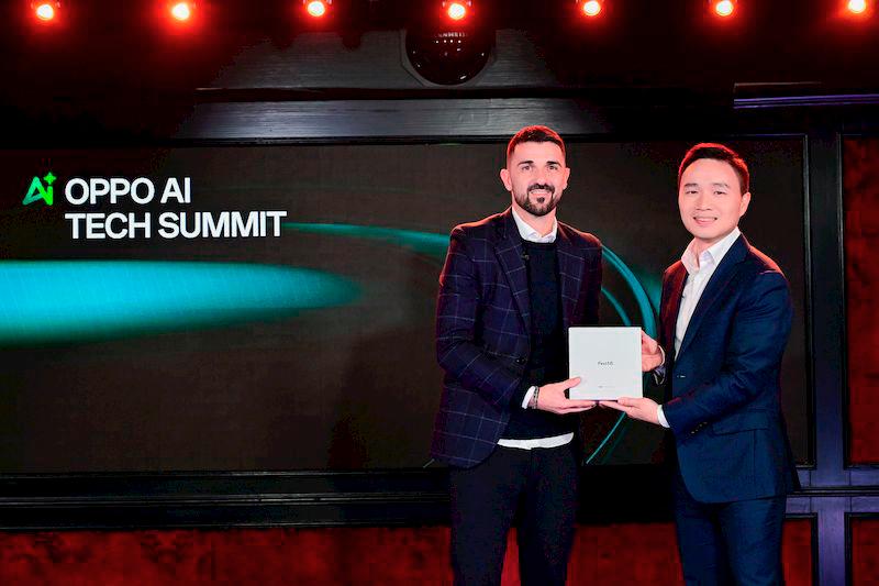 $!UCL Legendary football player David Villa joining OPPO AI Tech Summit