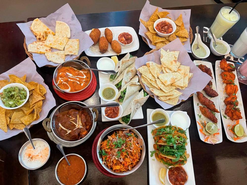 $!Nick’s Tikka’s and Taco’s restaurant and bar combines Mexican and Indian dishes. – PICS BY THASHINE SELVAKUMARAN/ THESUN