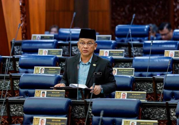 Menteri di Jabatan Perdana Menteri (Hal Ehwal Agama), Senator Datuk Dr Mohd Na’im Mokhtar. - fotoBERNAMA