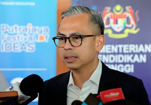 Communications Minister Fahmi Fadzil. - BERNAMApix