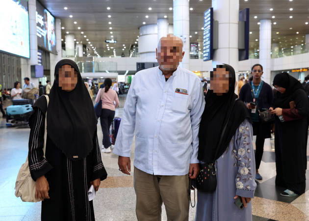 Three out of 49 elderly Malaysian haj pilgrims who were defrauded by a local haj agent, masterminded by a well-known religious scholar, safely returned to Malaysia via Turkish Airlines flight TK60. They were met at Kuala Lumpur International Airport (KLIA) Terminal 1 today. - BERNAMApix
