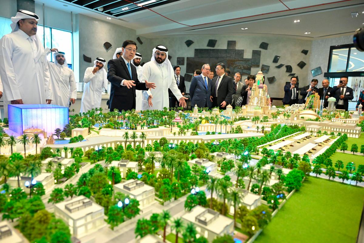 Mr Lee tours Lusail City in Qatar. $!Mr Lee tours Lusail City in Qatar.