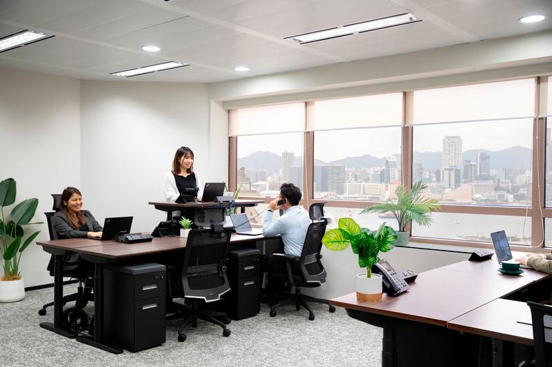 All workstations are equipped with ergonomic chairs and height-adjustable desks featuring USB-C monitor compatibility $!All workstations are equipped with ergonomic chairs and height-adjustable desks featuring USB-C monitor compatibility