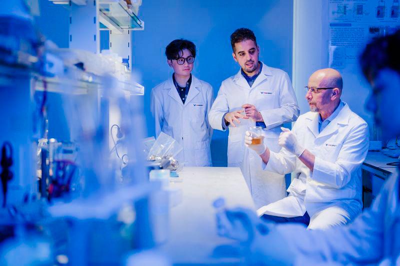 VinUni’s cutting-edge laboratories are purpose-built to enhance both education and scientific research. $!VinUni’s cutting-edge laboratories are purpose-built to enhance both education and scientific research.