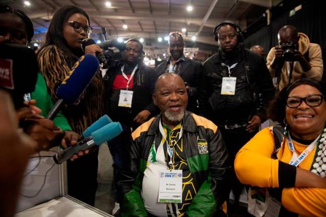 National Chairperson of the African National Congress Gwede Mantashe and Nomvula Paula Mokonyane, Deputy Secretary-General of the African National Congress (ANC). REUTERSPIX