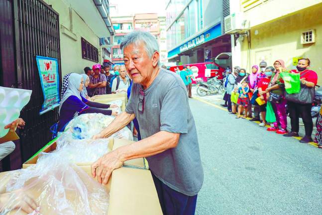 Lian hopes the public would not judge the people he helps, as not all of them chose to live on the streets. – Adib Rawi Yahya/theSun