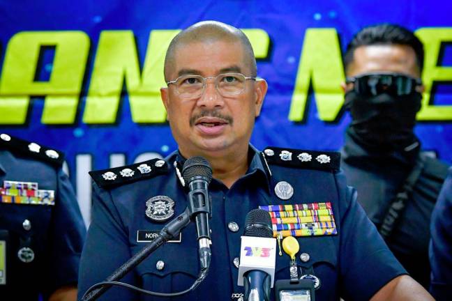 Ketua Polis Daerah Sepang ACP Norhizam Bahaman. - BERNAMA