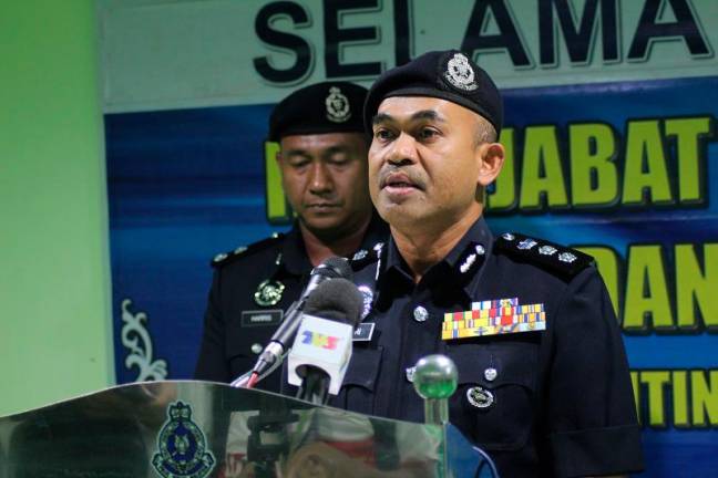 Ketua Polis Daerah Padang Besar, ACP Mohd Shokri Abdullah. - fotoBERNAMA