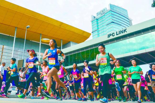 Studies show that running three times a week for an average of 17 minutes per session can reduce the risk of a fatal heart attack or stroke by as much as 55%. – ADIB RAWI YAHYA/THESUN