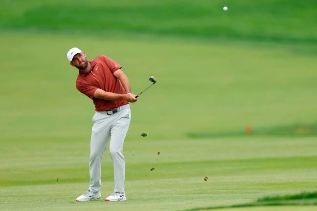 Scottie Scheffler of the United States plays a shot on the second hole during the third round of the 125th U.S. OPEN at Oakmont Country Club on June 14, 2025 in Oakmont, Pennsylvania. - Andy Lyons/Getty Images/AFP