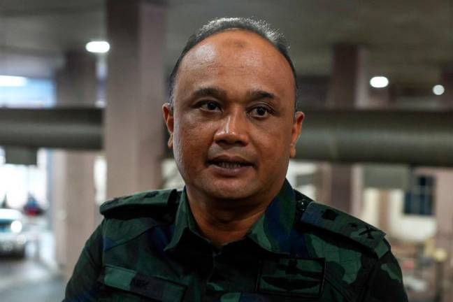 Southeast Brigade Commander of the General Operations Force (GOF) Datuk Nik Ros Azhan Nik Ab Hamid. - BERNAMApix