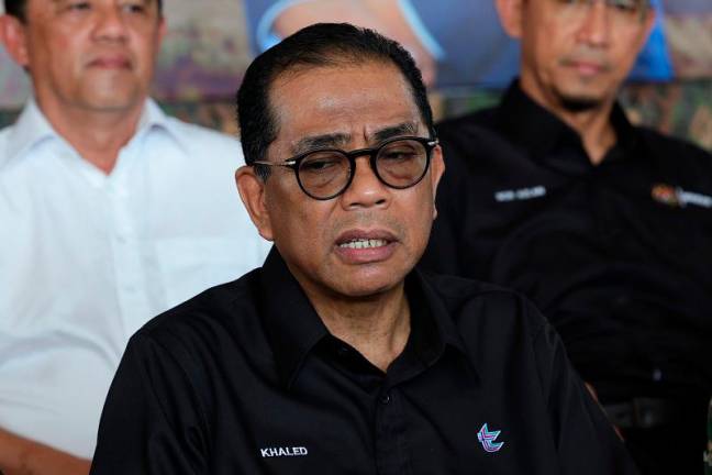 Defence Minister, Datuk Seri Mohamed Khaled Nordin. - BERNAMApix