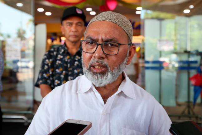 Chairman of the National Action Council on Cost of Living (NACCOL) Task Force (Food Cluster), Datuk Syed Abu Hussin Hafiz Syed Abdul Fasal. - BERNAMAPIX