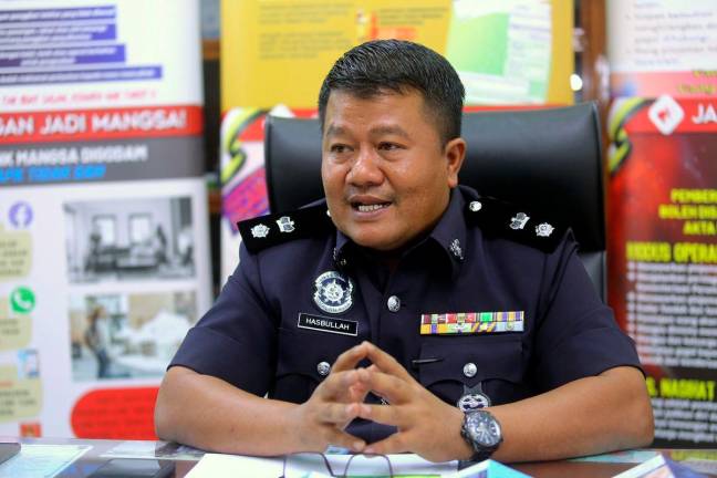 Manjung district police chief ACP Hasbullah Abd Rahman. - BERNAMApix