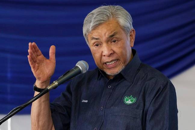 Timbalan Perdana Menteri Datuk Seri Ahmad Zahid Hamidi. - fotoBERNAMA