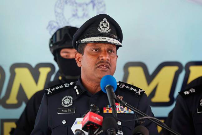 Ketua Polis Selangor, Datuk Hussein Omar Khan. - fotoBERNAMA